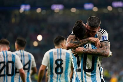 Rodrigo De Paul ymmärtää jalkapallon todellisen merkityksen Lionel Messissä Rodrigo De Paul ymmärtää jalkapallon todellisen merkityksen Lionel Messissä